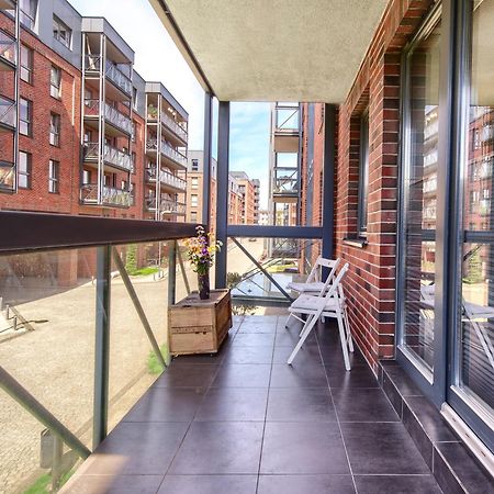 Premium Apartment In The Historic Gdansk Brewery Bagian luar foto